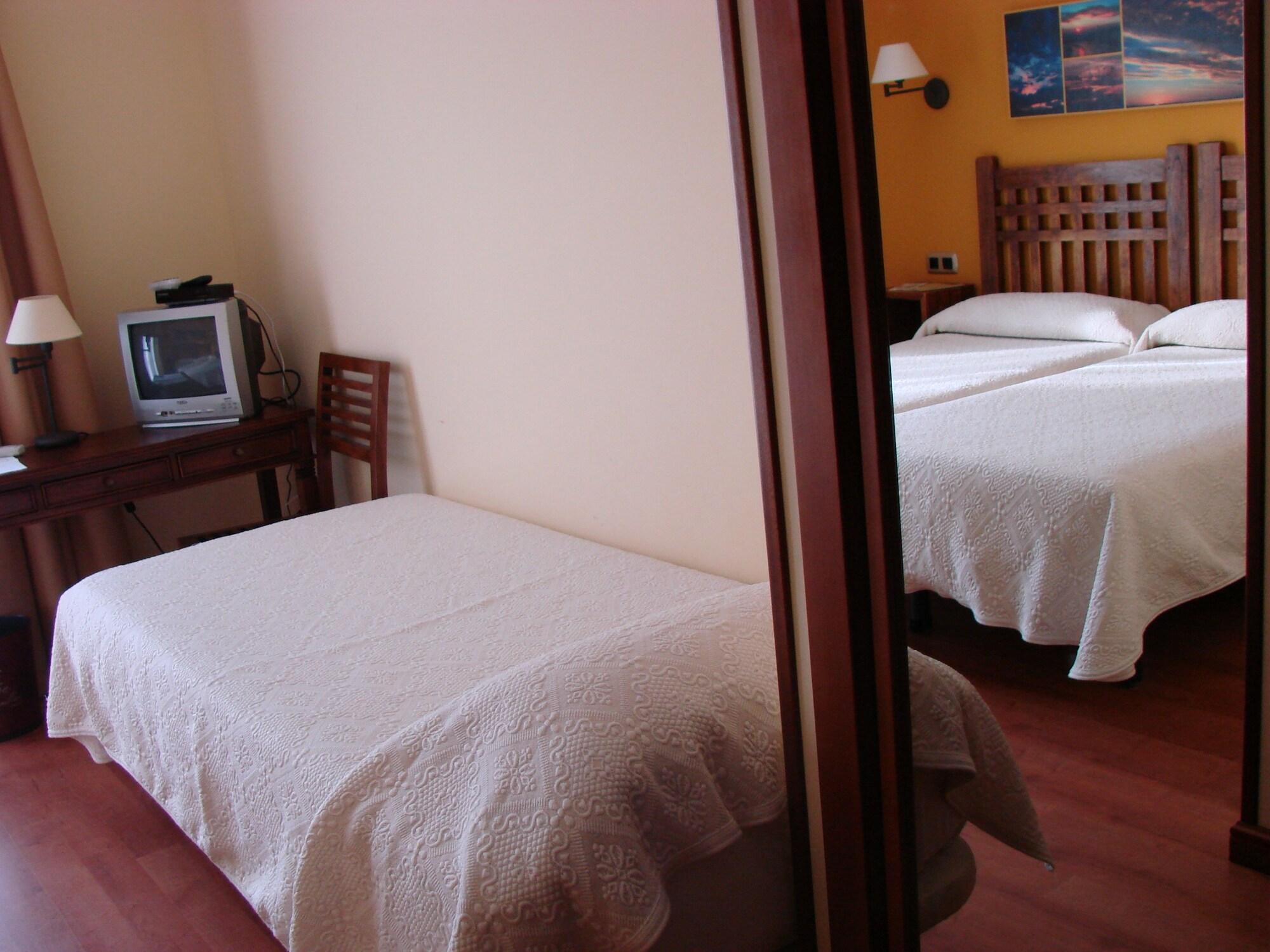 Hotel Bufon De Arenillas Vidiago Exterior photo